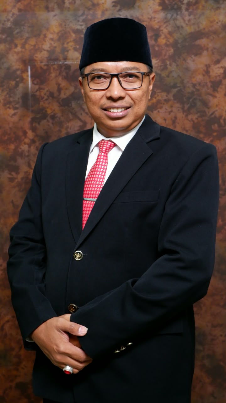 Dr. Ir. Arif Bintoro Johan, M.Pd.., M.CE., M.CF.