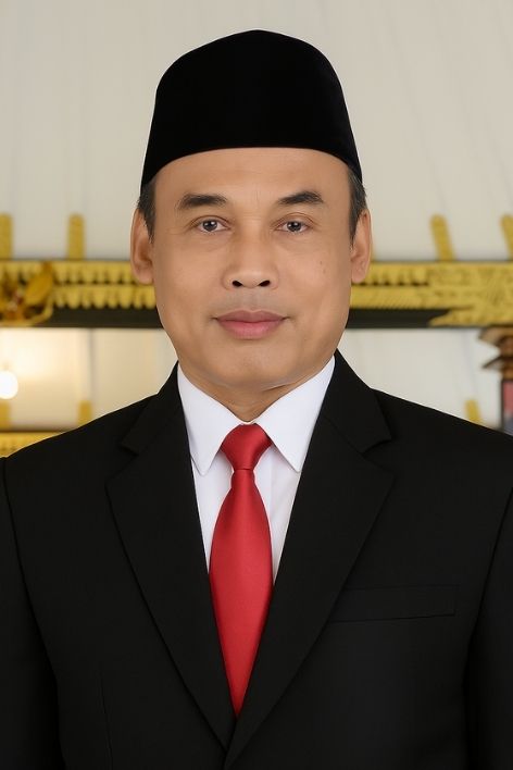 Drs. Ery Widaryana, M.M